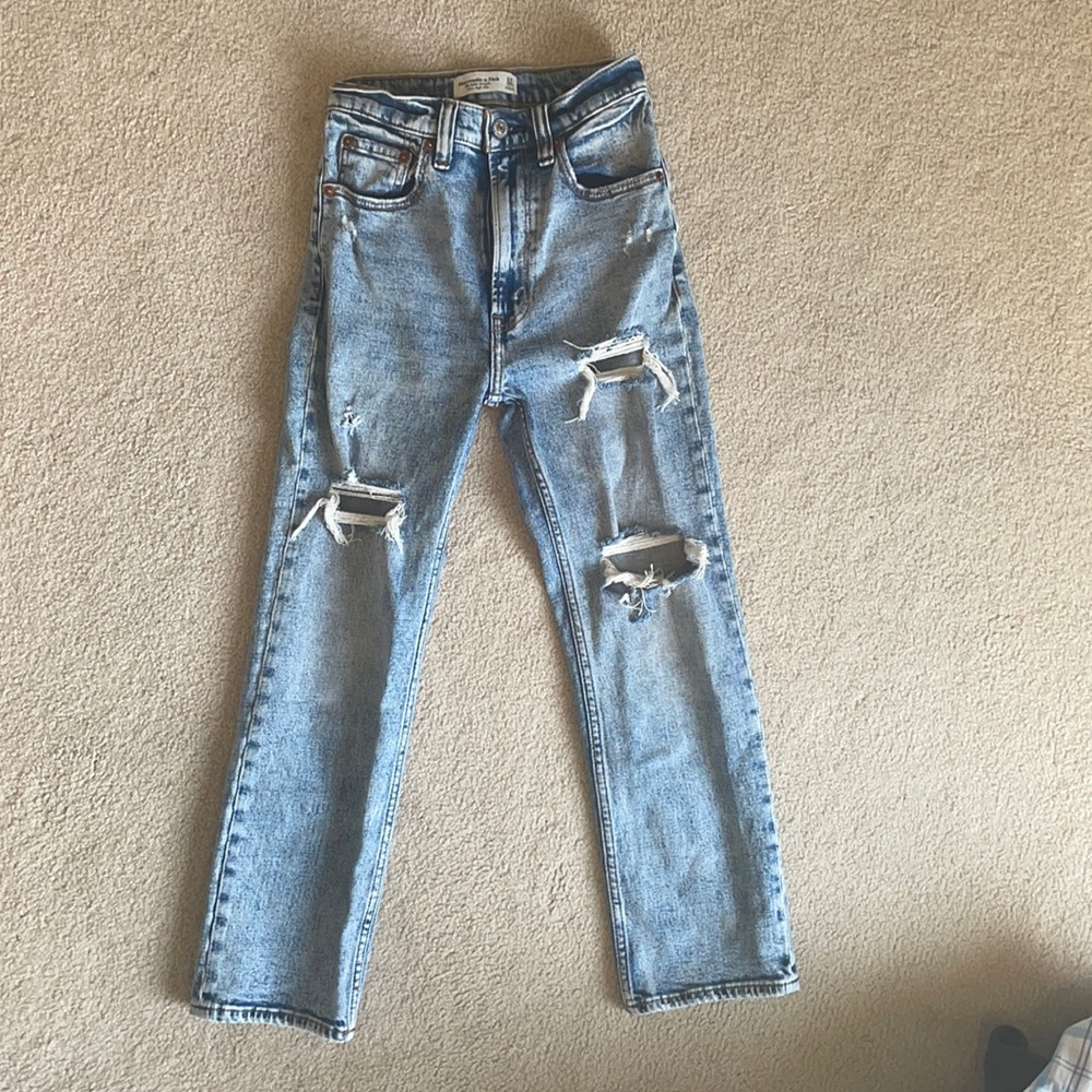 Abercrombie | Ultra High Rise Straight Jeans | Sz 24s